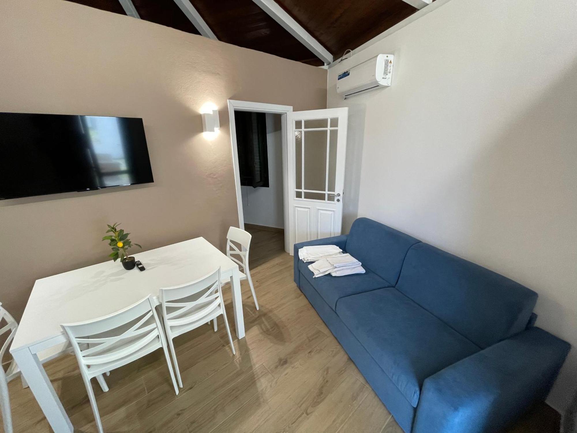 Soleada Club Aparthotel Campofelice Di Roccella Exterior photo